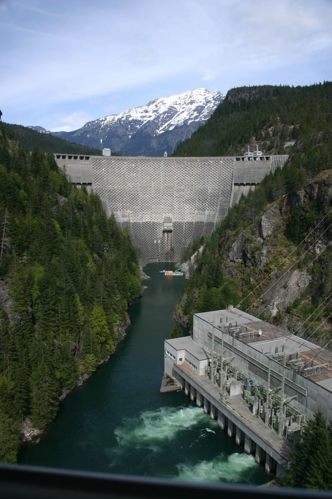 Photo of Ross Dam and Powerhouse.