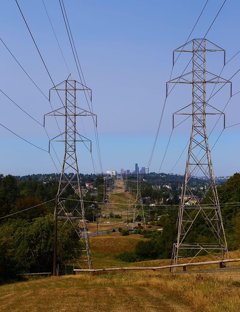 Photo of the Creston-Duwamish transmission line.